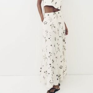 Zara Cream Maxi Skirt With Black Embroidered Floral Design New Size Large